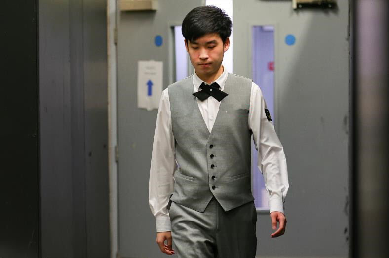 的表现与东 的表现与东