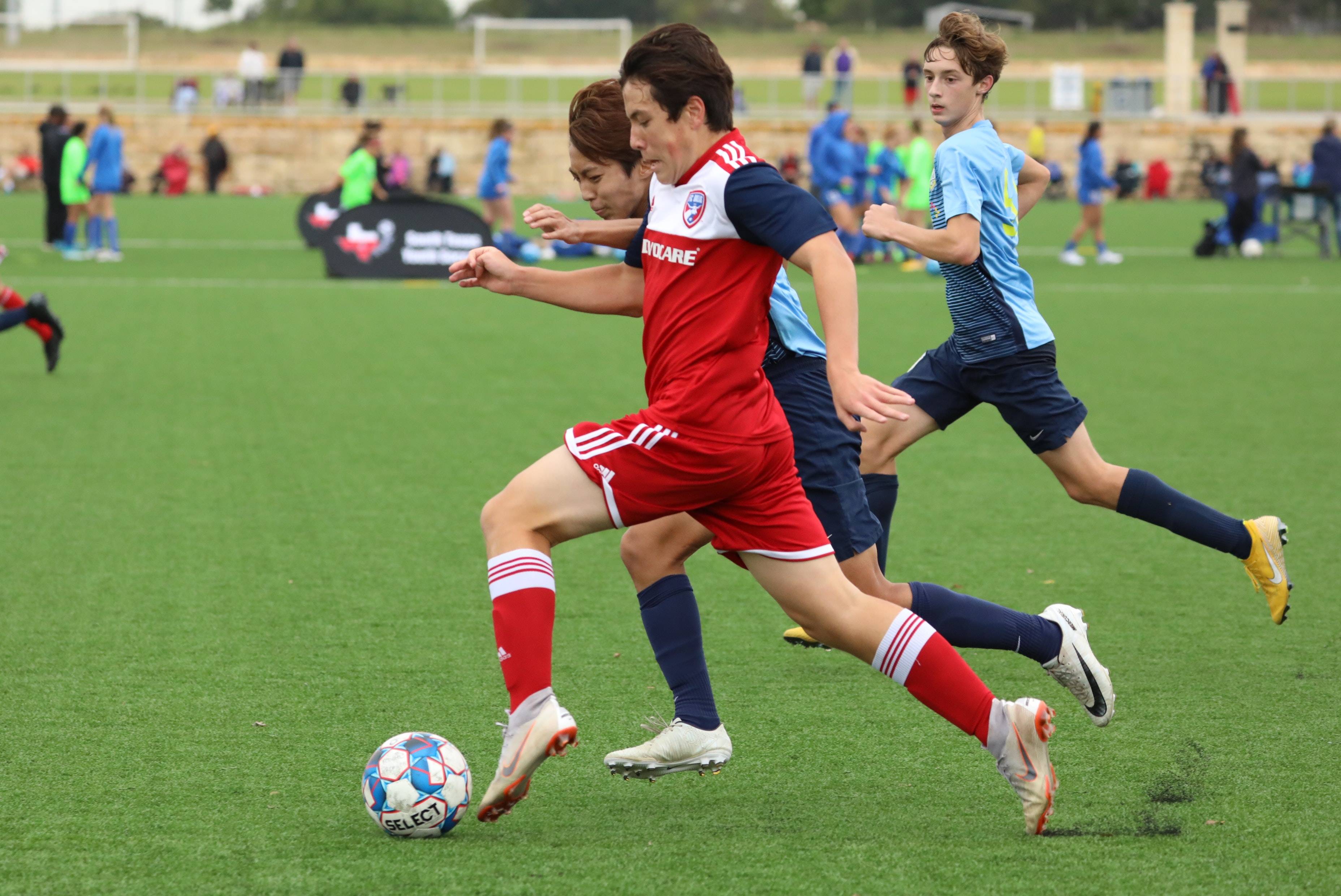 在强调动作 在强调动作