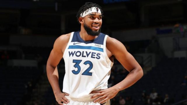 04秒夺冠 04秒夺冠